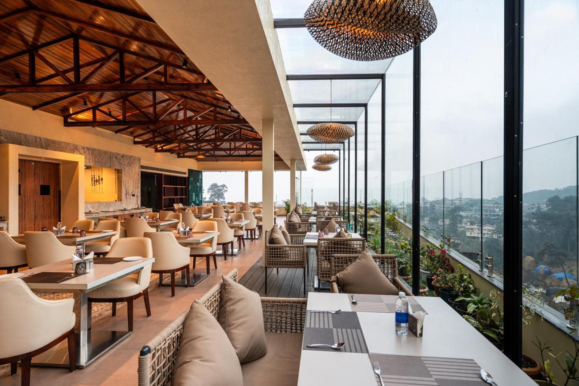 The White Rock Inn & Dine Σιλόνγκ Εξωτερικό φωτογραφία
